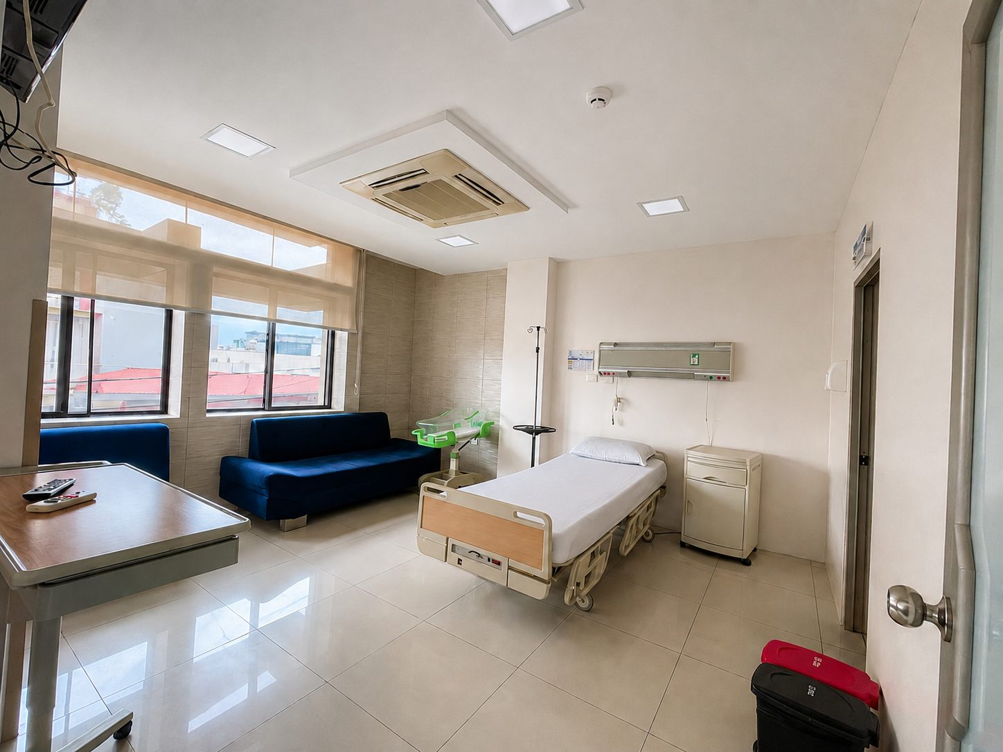 Habitación con vista a la ciudad